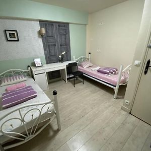 Kamer met een Queen Size Bed