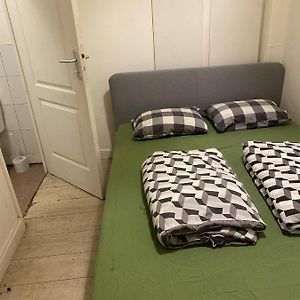 Kamer met een Queen Size Bed